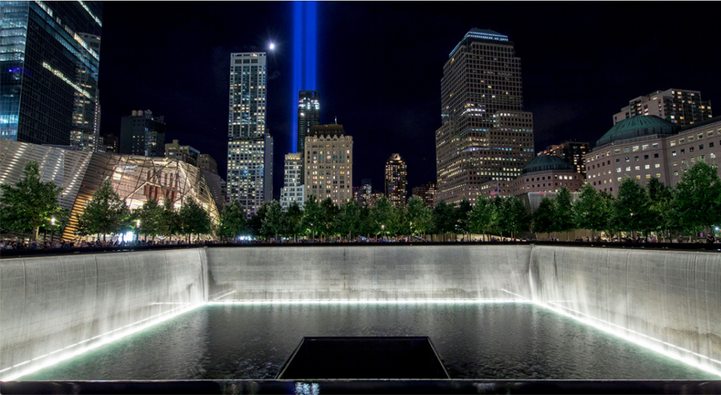 Tributo luci 11 settembre: la commemorazione a New York
