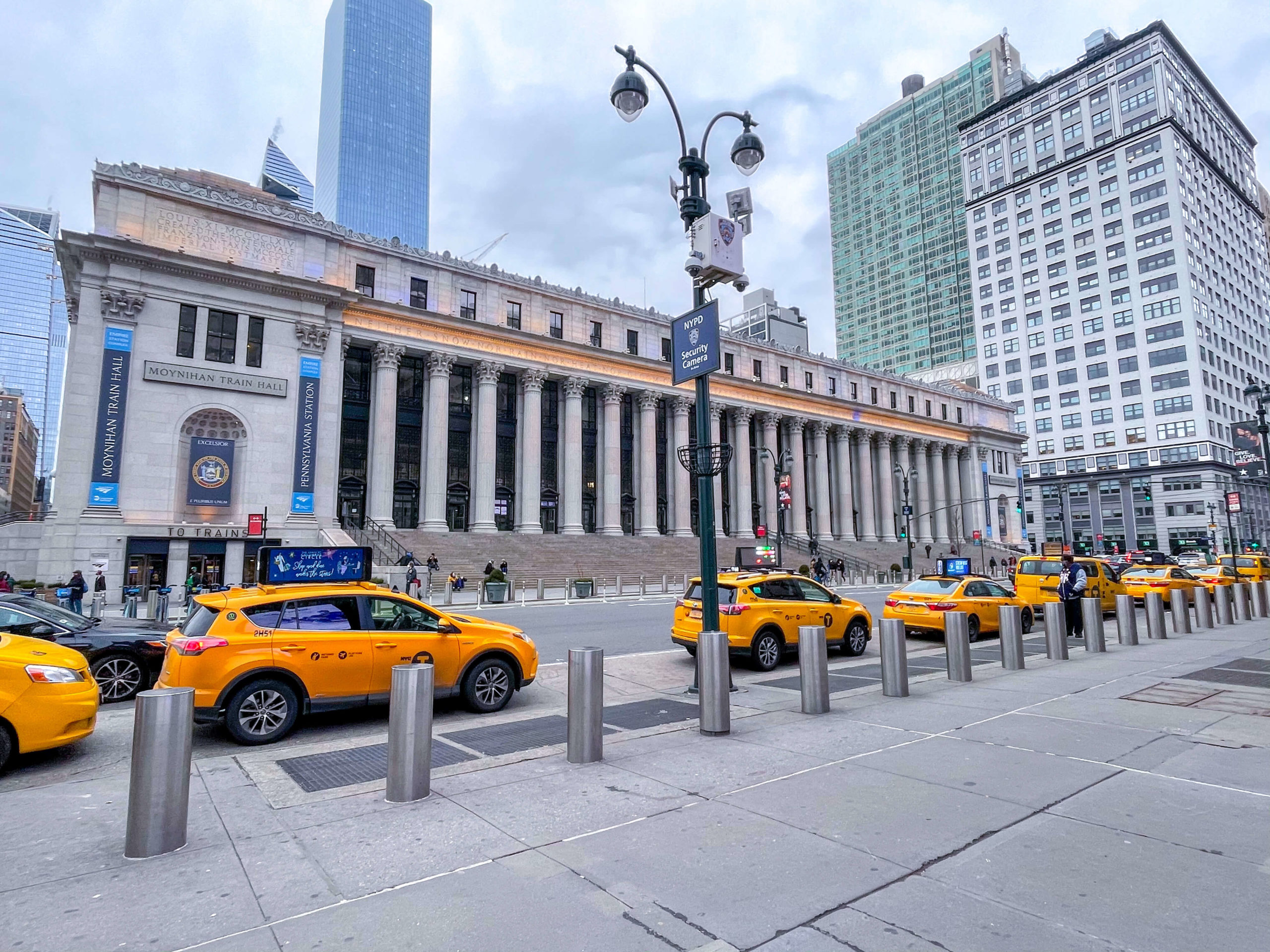 Penn station a New York si rinnova, Moynihan Train Hall.JPG