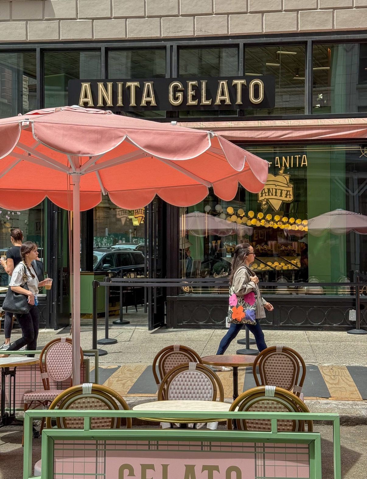 Mangiare all'aperto a New York - Nomad