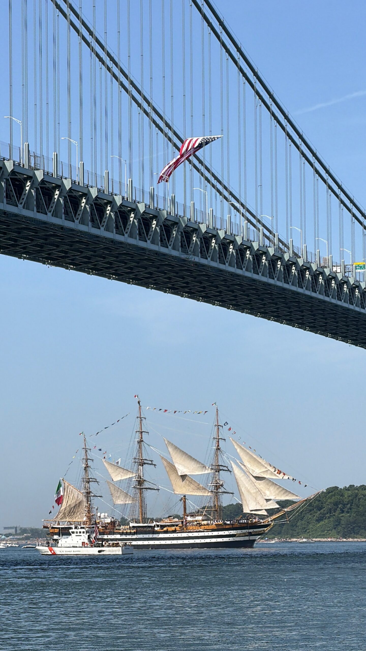 Amerigo Vespucci a New York: Finalmente a Bordo della Nave più Bella del Mondo